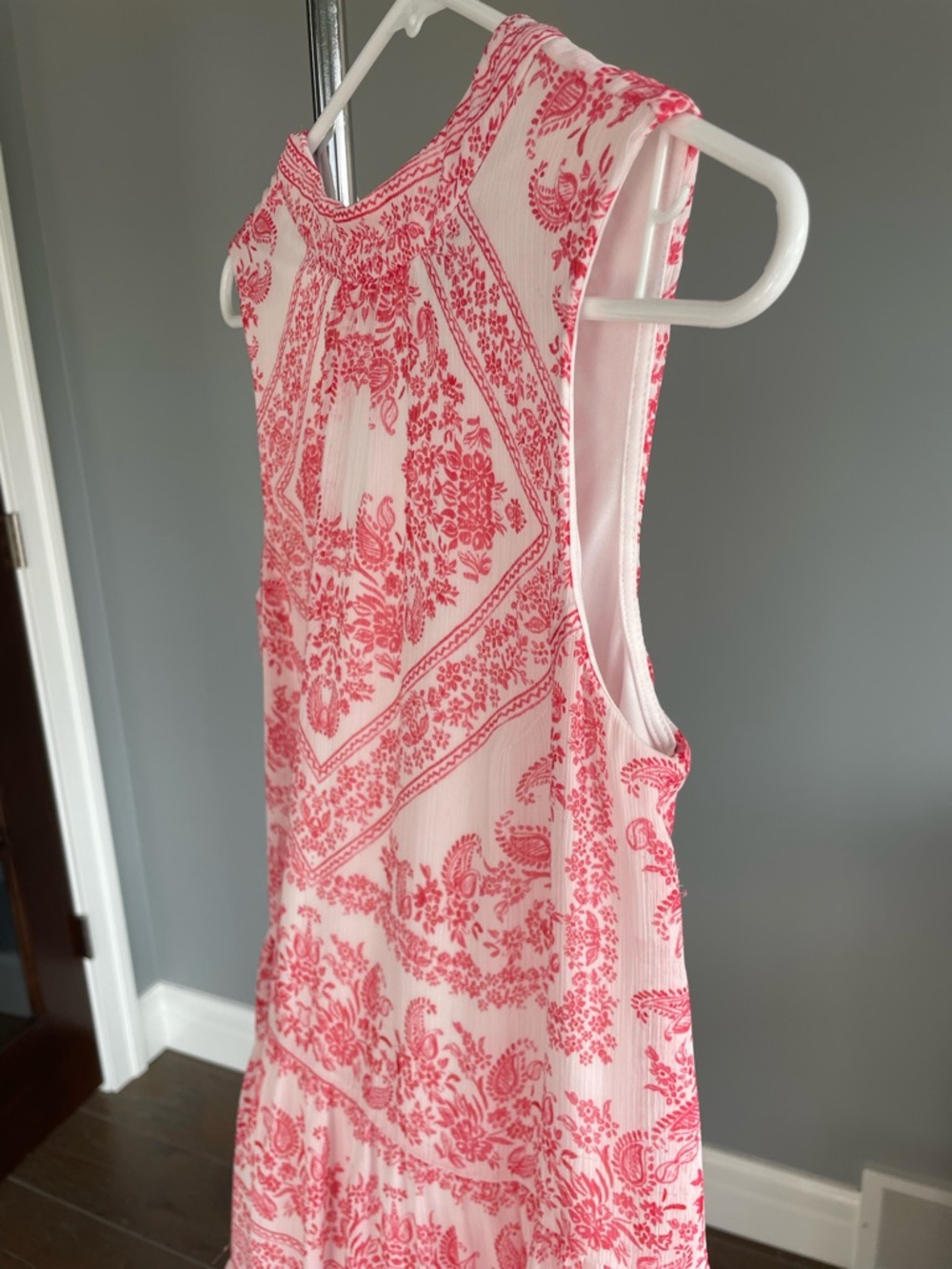 Paisley Pink/White Mock Neck Sleeveless Flowy Dress | Calvin Klein | Size 2 - Picture 6 of 13